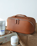 Premium Full Grain Pebbled Leather Makeup Bag With Minimalist Designer Travel Toiletry Bag For Women