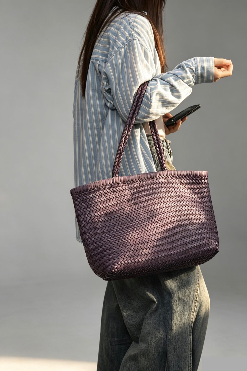 Handwoven Basket Tote Bag | Vegetable-Tanned Italian Cowhide Hand-Carry Bag | Minimalist Summer Commuter Style