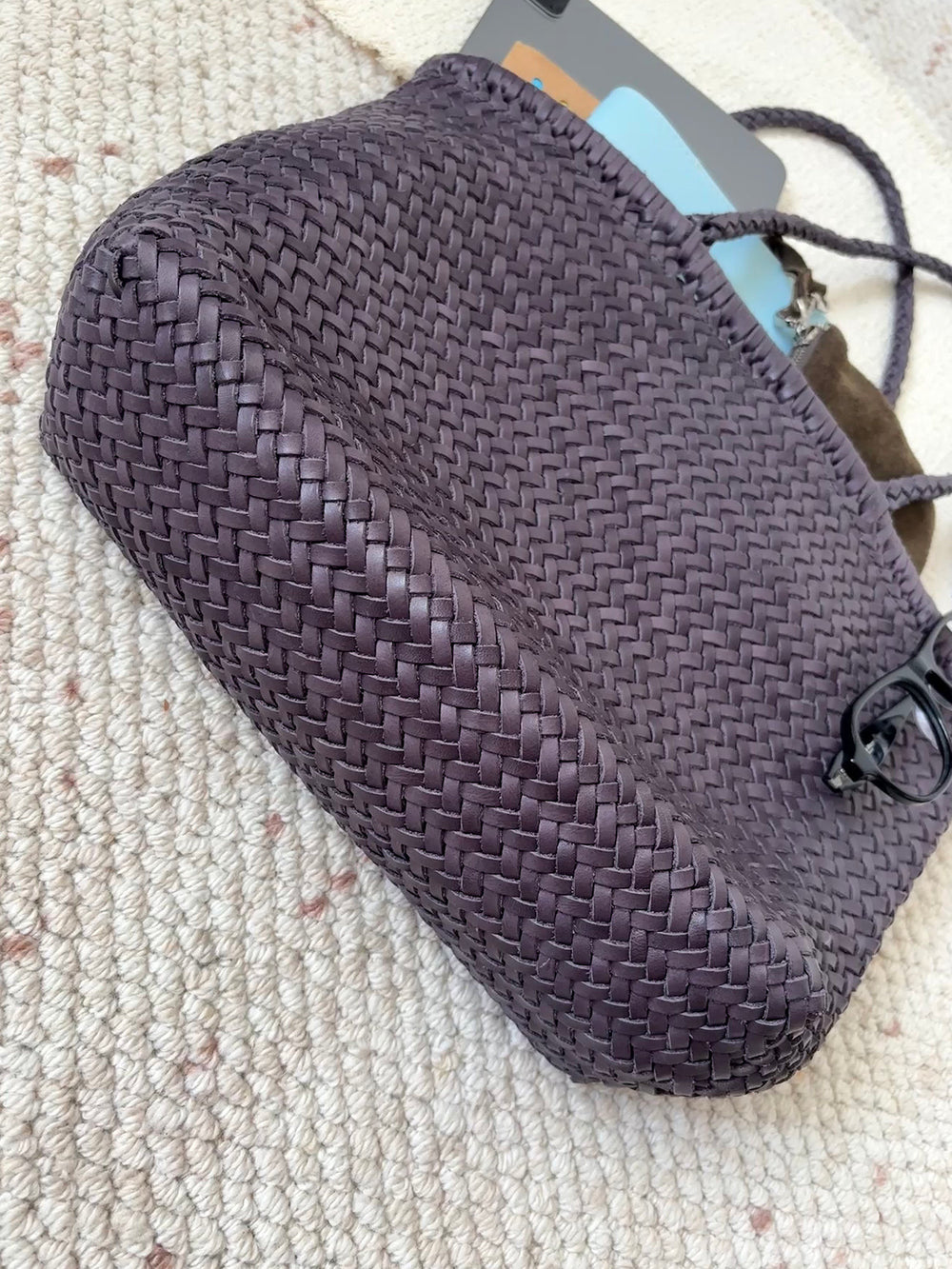 Handwoven Basket Tote Bag | Vegetable-Tanned Italian Cowhide Hand-Carry Bag | Minimalist Summer Commuter Style