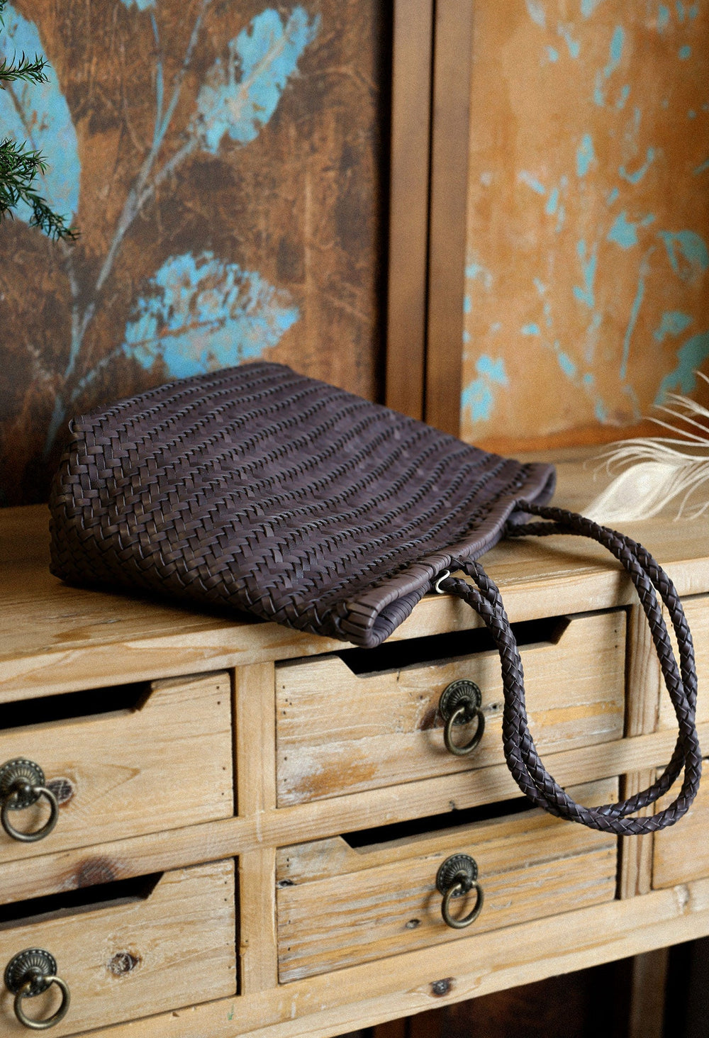 Handwoven Basket Tote Bag | Vegetable-Tanned Italian Cowhide Hand-Carry Bag | Minimalist Summer Commuter Style