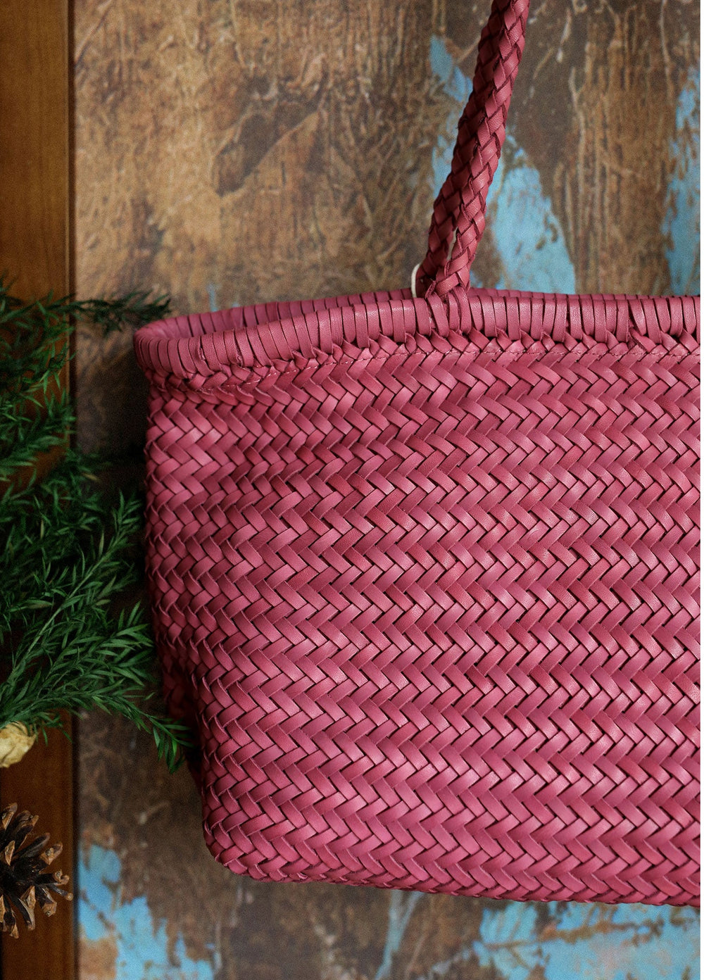 Handwoven Basket Tote Bag | Vegetable-Tanned Italian Cowhide Hand-Carry Bag | Minimalist Summer Commuter Style