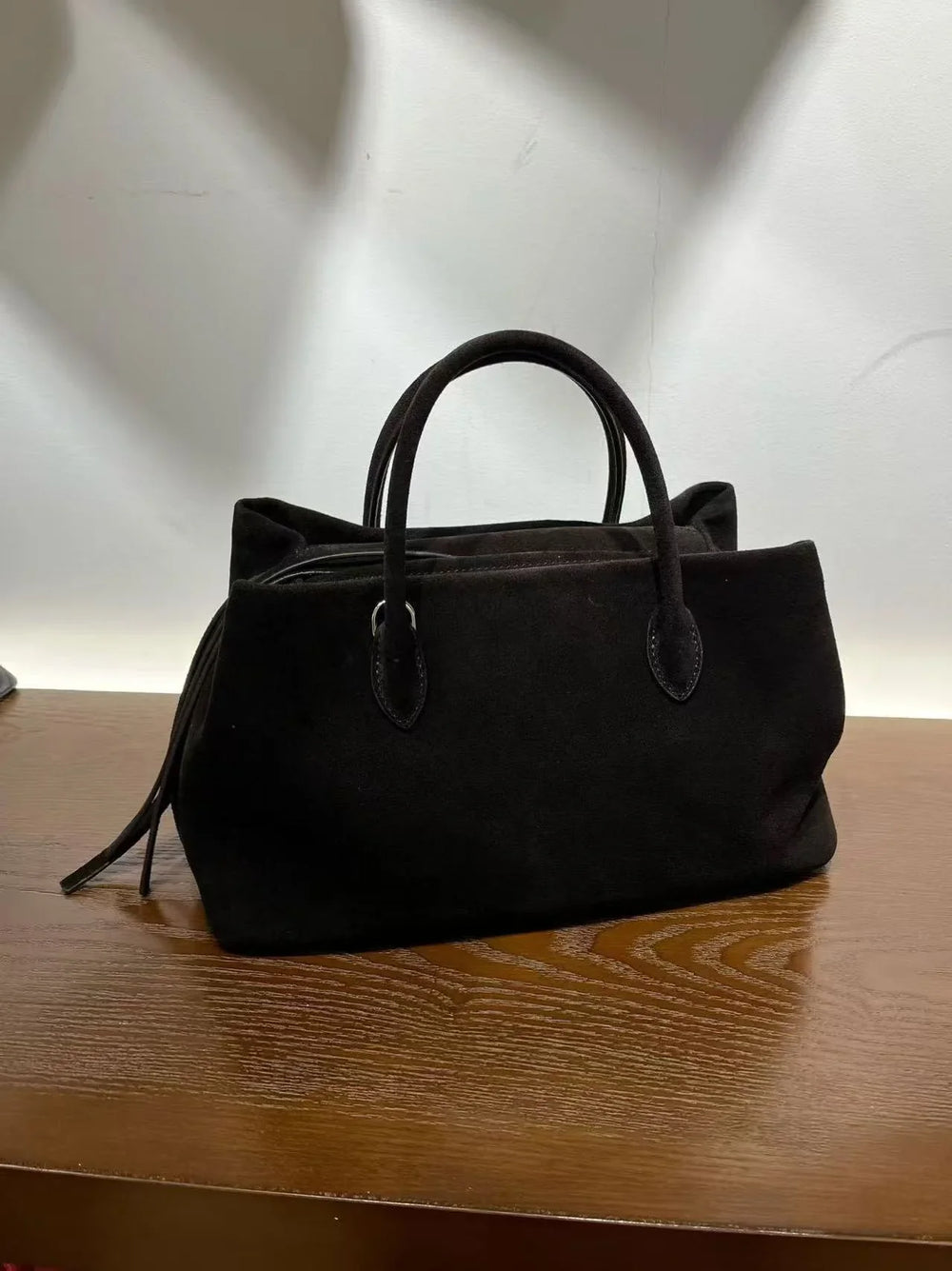 Luxury Cowhide Leather Tote Bag for Women — Handcrafted Large Shoulder Work Satchel with Laptop Compartment | Office, Travel & Everyday Carry