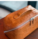 Premium Full Grain Pebbled Leather Makeup Bag With Minimalist Designer Travel Toiletry Bag For Women