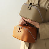 Premium Full-Grain Pebbled Leather Toiletry & Makeup Bag – Minimalist Design Travel-Ready Organiser For Women