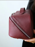 Premium Full Grain Pebbled Leather Makeup Bag With Minimalist Designer Travel Toiletry Bag For Women