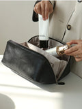 Premium Full-Grain Pebbled Leather Toiletry & Makeup Bag – Minimalist Design Travel-Ready Organiser For Women