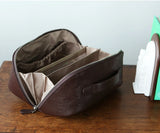 Premium Full Grain Pebbled Leather Makeup Bag With Minimalist Designer Travel Toiletry Bag For Women
