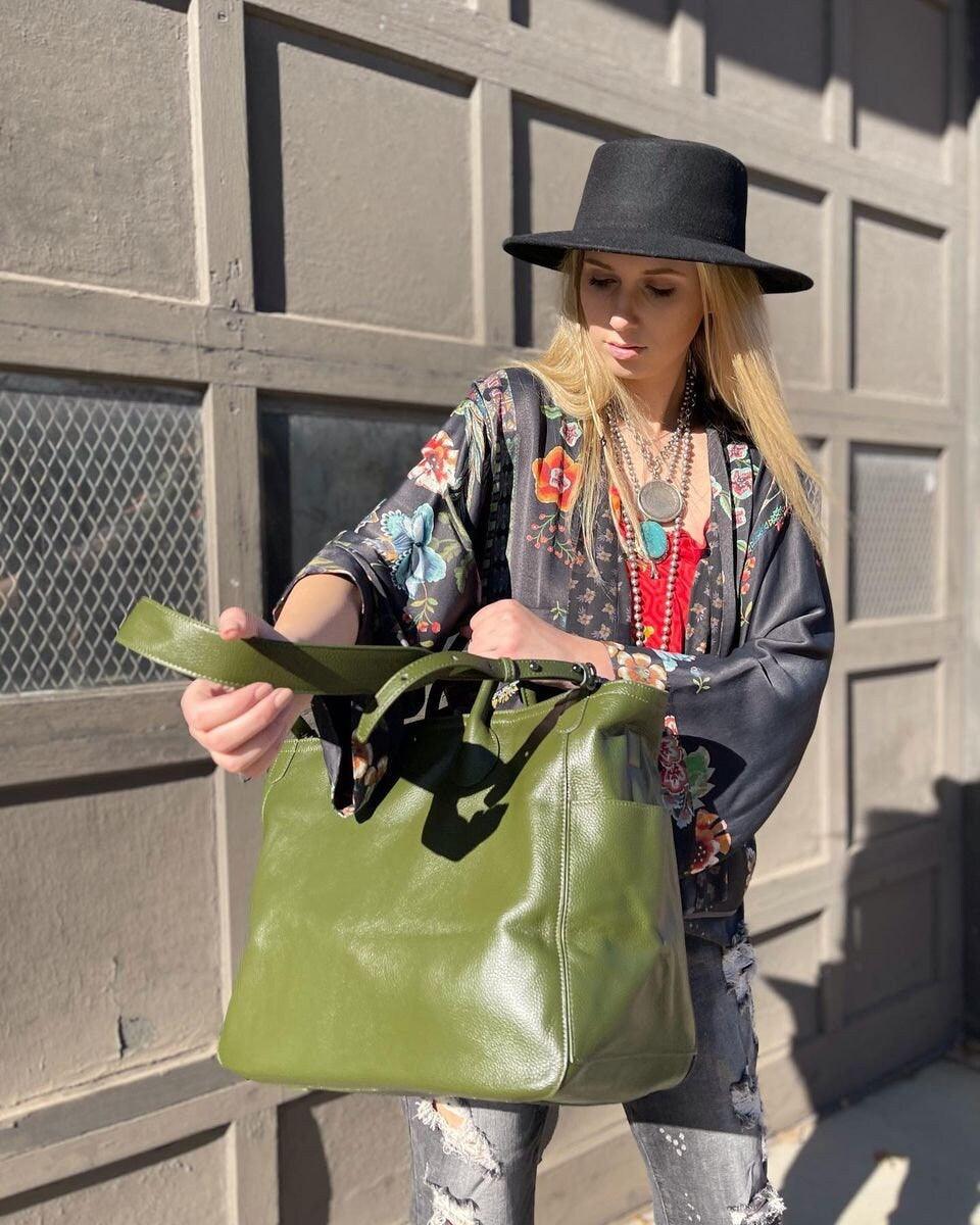 Italian Grain Leather Travel Bag, Extra Large Leather Tote Bag, Cowhide Leather Crossbody, Women Fashion Weekend Bag, Christmas Gift