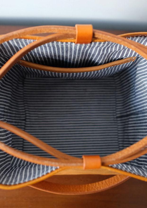 Italian Luxury Cowhide Leather Drawstring Bucket Bag, Handcrafted High-End Colliding Colours Genuine Leather Shoulder Bag Women