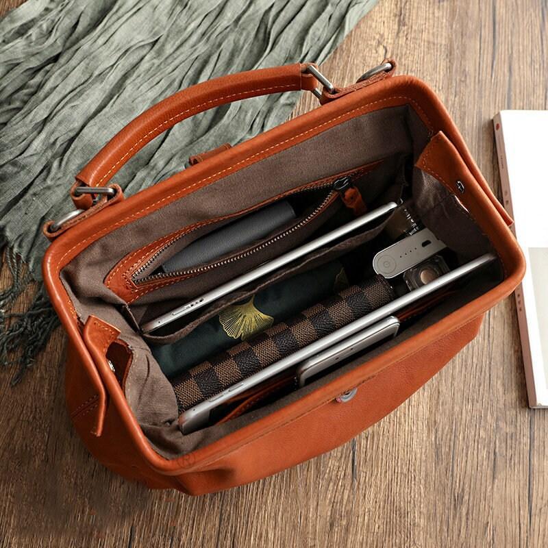 Italy Leather Doctor Bag, women Medical bag, Women's Large Medical Bag,Leather Medical Bag, Large Doctors Bag, Top Handle Bag, Gift for Her