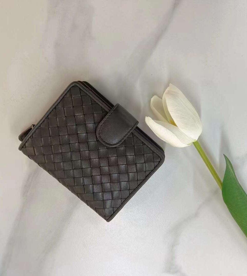 Small Lambskin Leather Interwoven Wallet, Women Woven Leather Cards Holder, Handcrafted Trifold Wallet, Designer Wallet, Women Purse, Grey