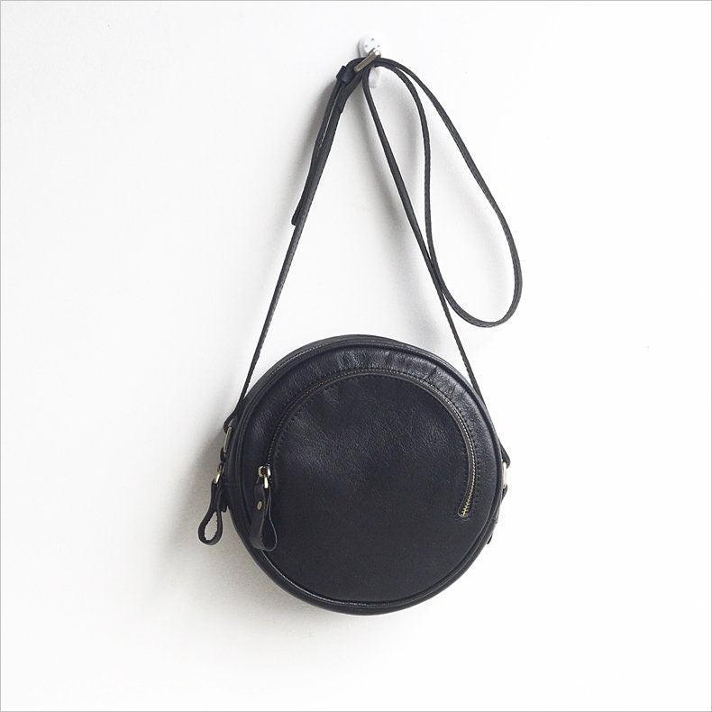 Small Vintage Designer Vegetable Leather Round Bag, Retro Shoulder Bag For Women, Handcrafted Brush Off Ladies Baguette Handbag