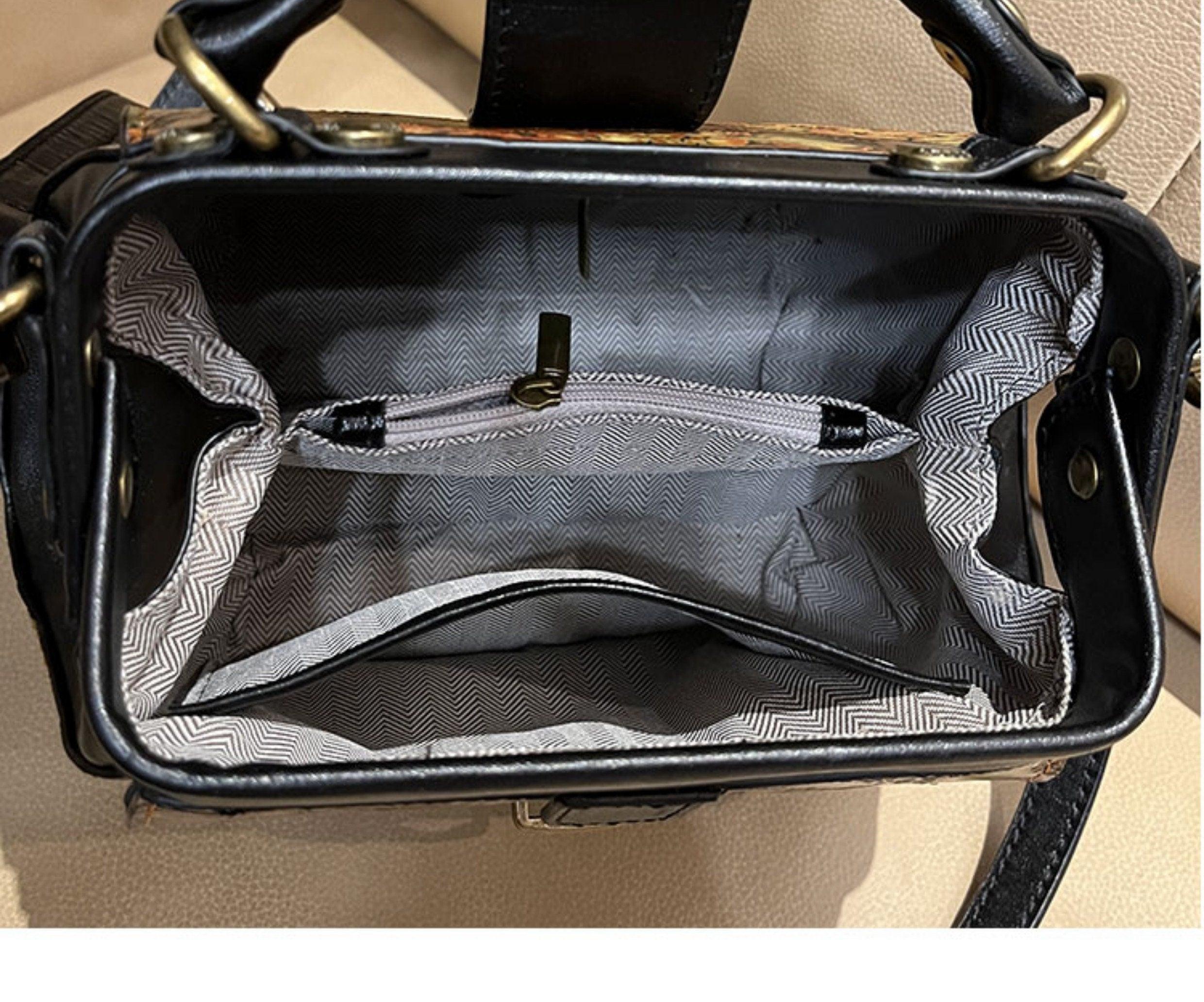 Spring/Summer Women's Wing-shaped Crossbody Bag, Cowhide Leather Doctor Bag, Vintage Embossed Design Shoulder Bag, Tan, Green, Blue Bag