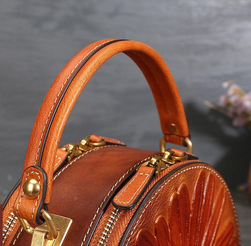 SUNFLOWER LEATHER Bag for Women, Vintage Women's Boho Bag, Sun Tooled Leather Handbag, Western Shoulder Bag, Fashionable Round Bag