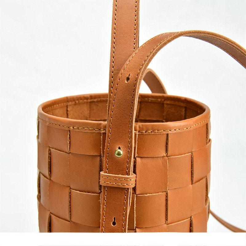 Woven Leather Bucket Bag In Tan, Handcrafted Woven Shoulder Bag, Woven Designer Bag, Handmade Shoulder Bag, Modern Leather Crossbody Bag