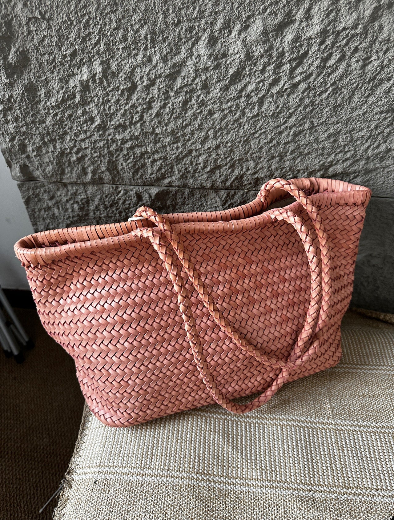 Handwoven Basket Tote Bag | Vegetable-Tanned Italian Cowhide Hand-Carry Bag | Minimalist Summer Commuter Style