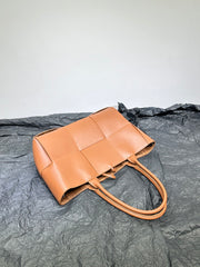 Quilted Large Leather Tote Bag, Minimalist Top Handle Bag, Elegant Convertible Shoulder Bag, Classic Style Soft Leather Work Bag