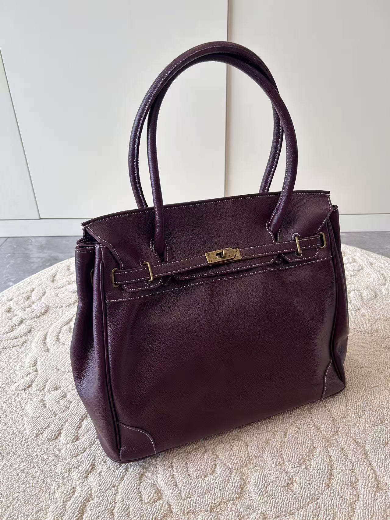 Handcrafted Water-Dyed Cowhide Leather Structured Tote Bag | Women's Vintage Old-Money Style Large Shoulder Bag