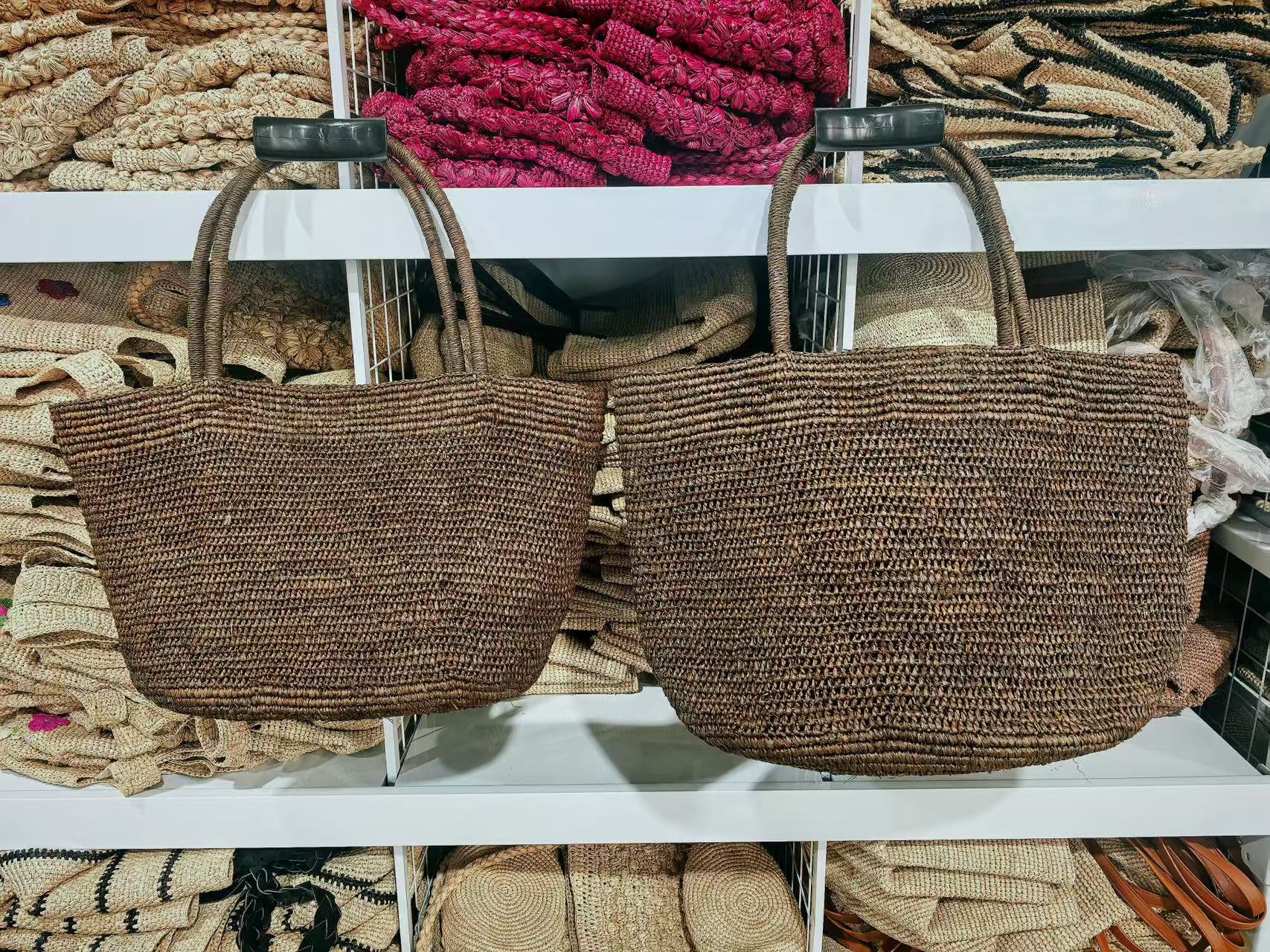 Handwoven raffia tote bag in grey – large natural straw women's beach and vacation bag