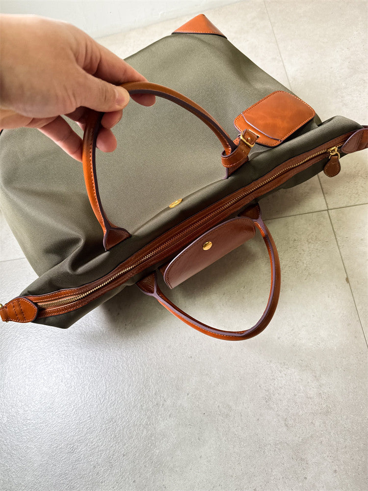 Handmade recycled nylon tote strap detail – rubber-backed anti-slip shoulder strap close-up