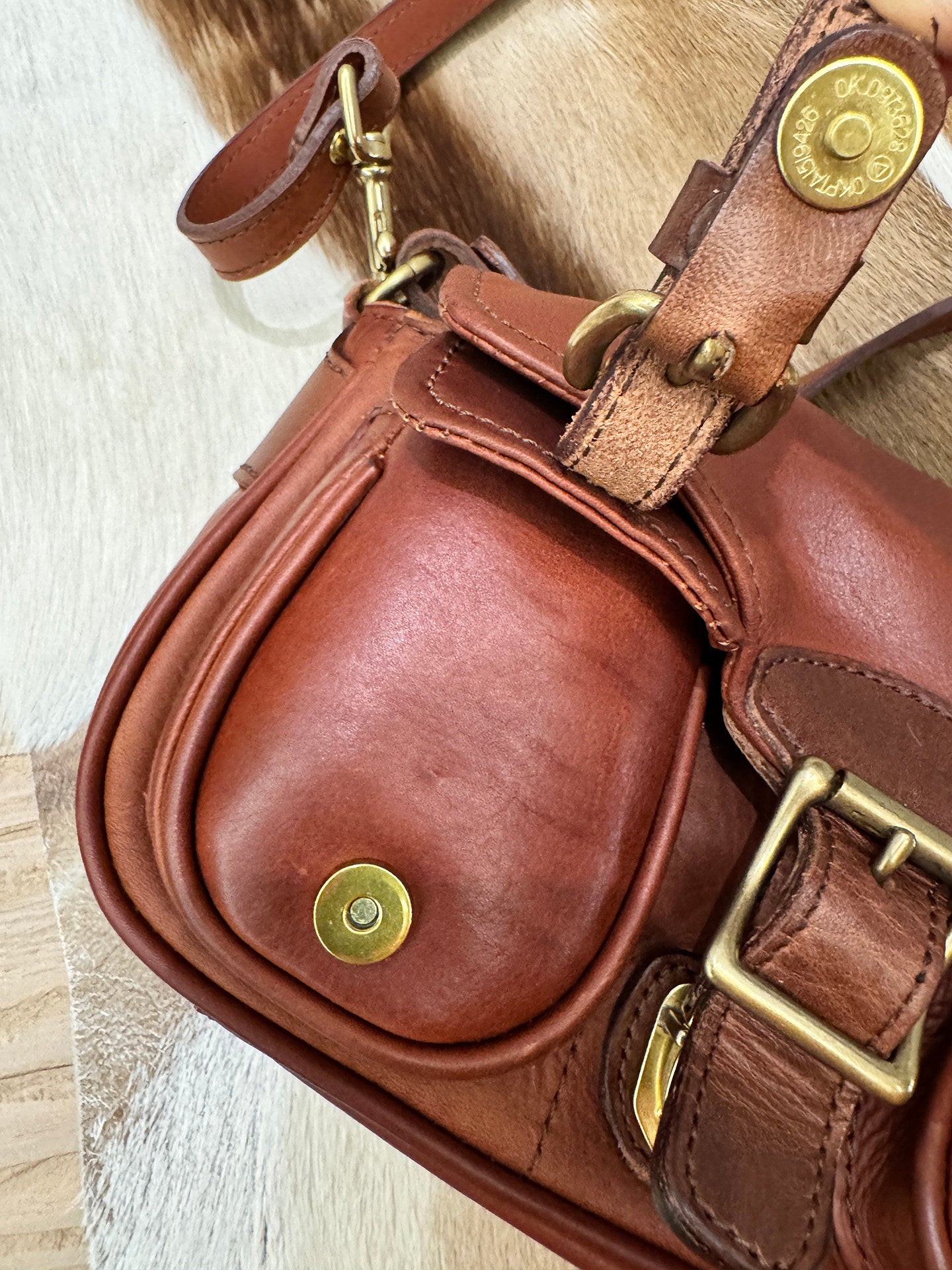 Vintage Distressed Leather Saddle Bag | Unisex Crossbody Shoulder Bag | Full Grain Cowhide Handbag