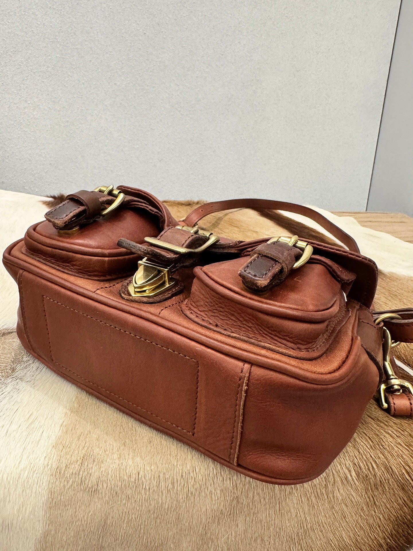 Vintage Distressed Leather Saddle Bag | Unisex Crossbody Shoulder Bag | Full Grain Cowhide Handbag