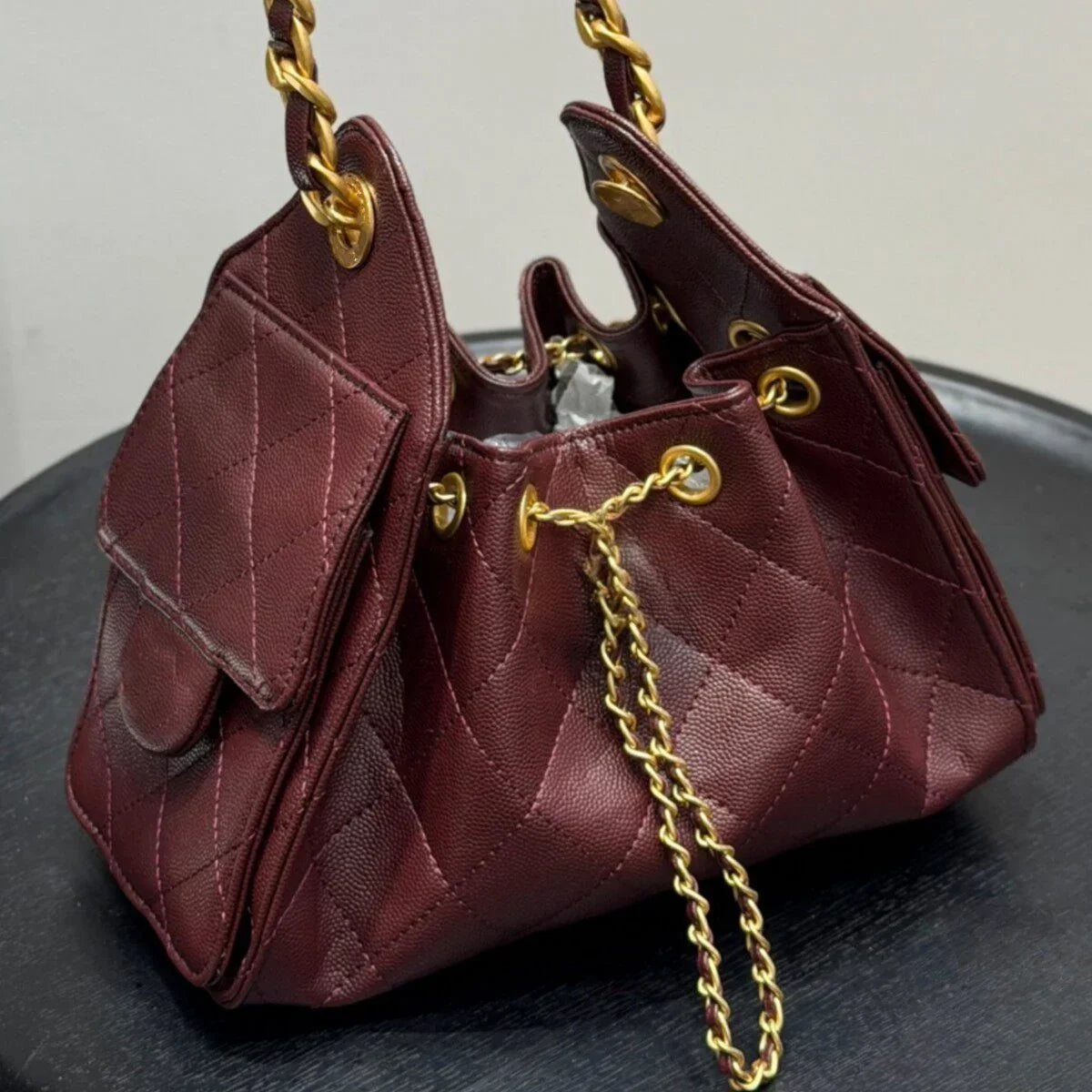 Quilted Diamond Leather Drawstring Hobo Bag – Gold Chain Strap | Lambskin & Cowhide Shoulder Bag for Women