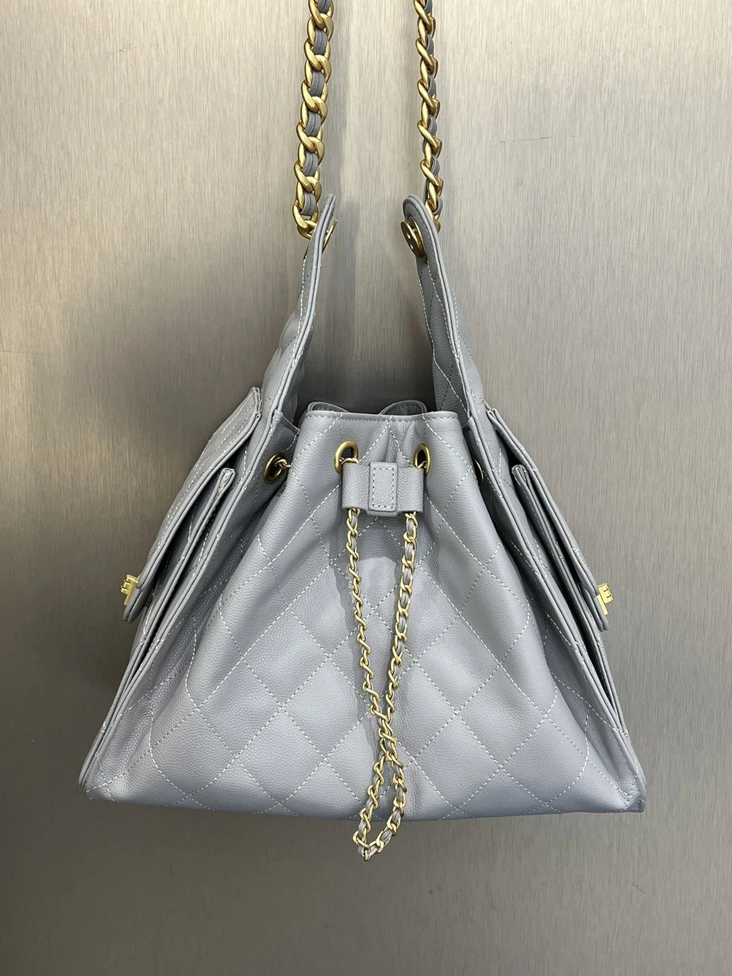 Quilted Diamond Leather Drawstring Hobo Bag – Gold Chain Strap | Lambskin & Cowhide Shoulder Bag for Women