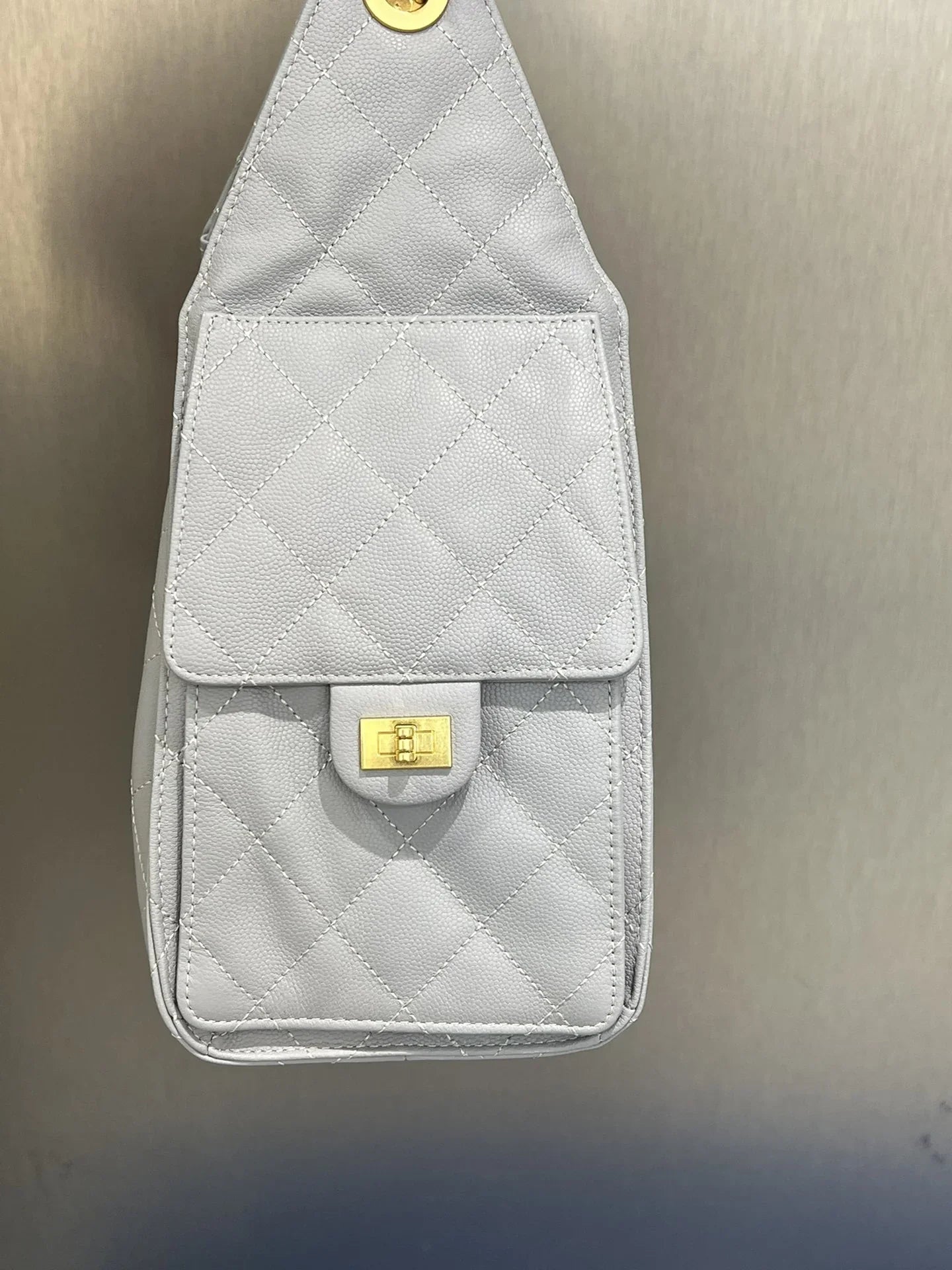 Quilted Diamond Leather Drawstring Hobo Bag – Gold Chain Strap | Lambskin & Cowhide Shoulder Bag for Women