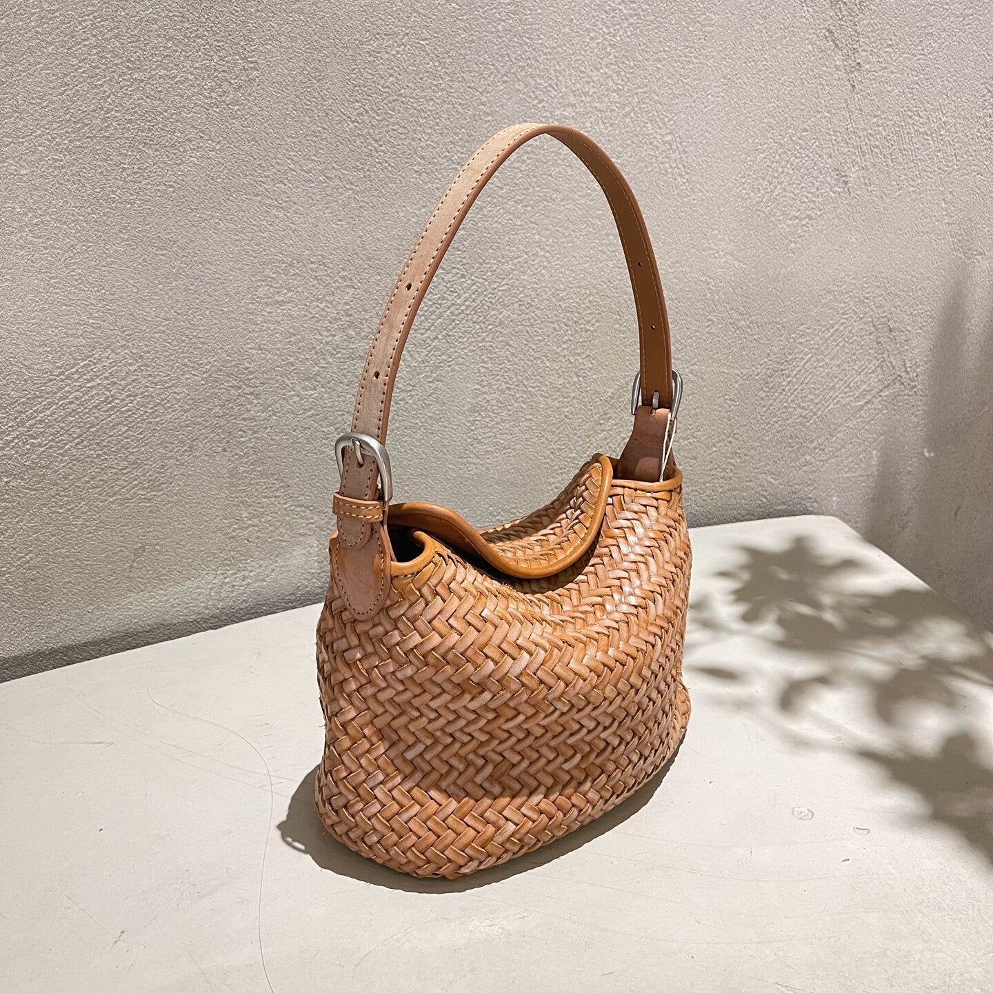 Handwoven Full Grain Leather Hobo Bag | Vintage Basketweave Shoulder & Crossbody Bag
