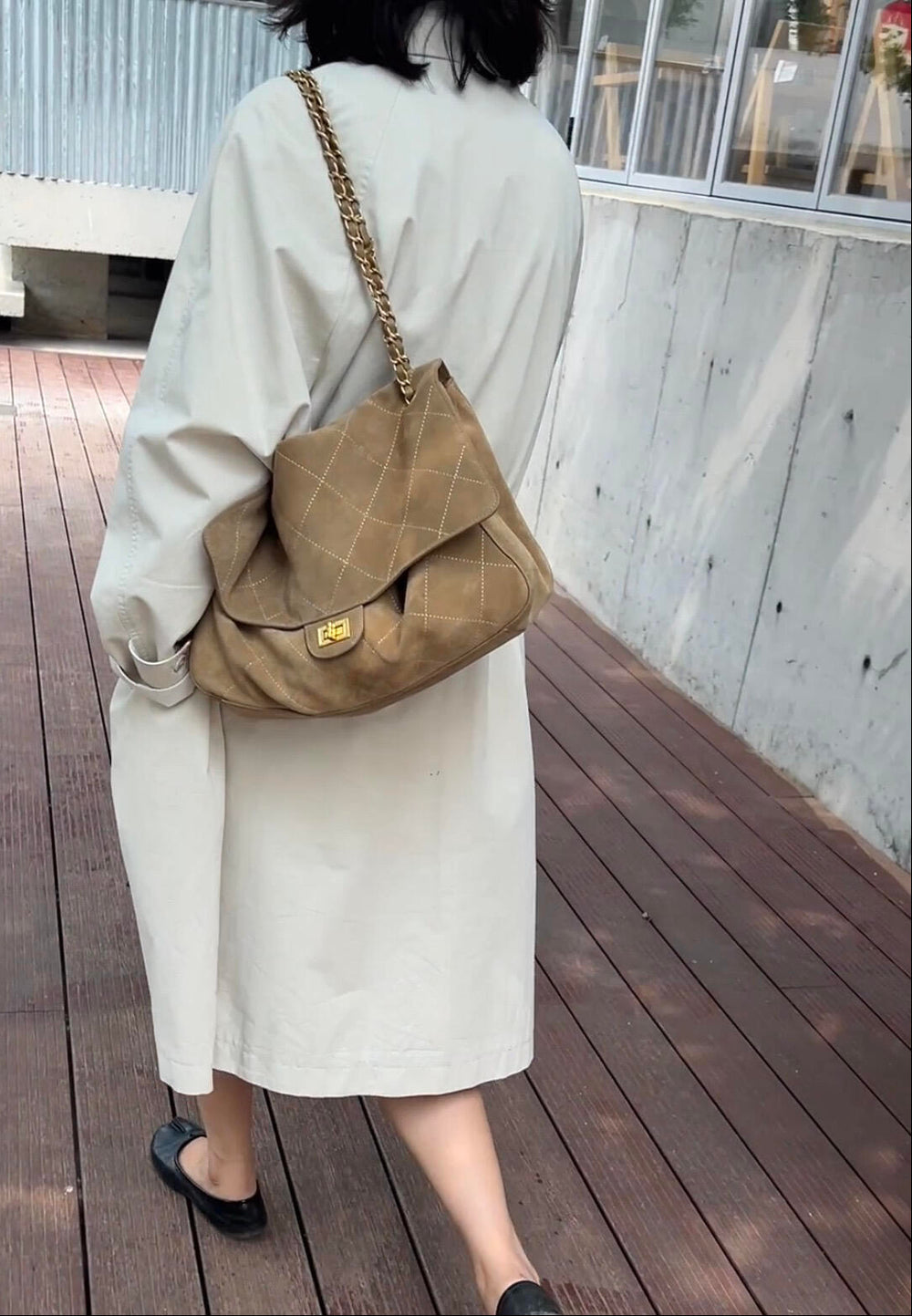 Quilted Suede Chain Flap Bag for Women | Vintage Matte Cowhide Shoulder & Crossbody Messenger Purse | Diamond-Quilted Autumn Winter Bag in Four Sizes