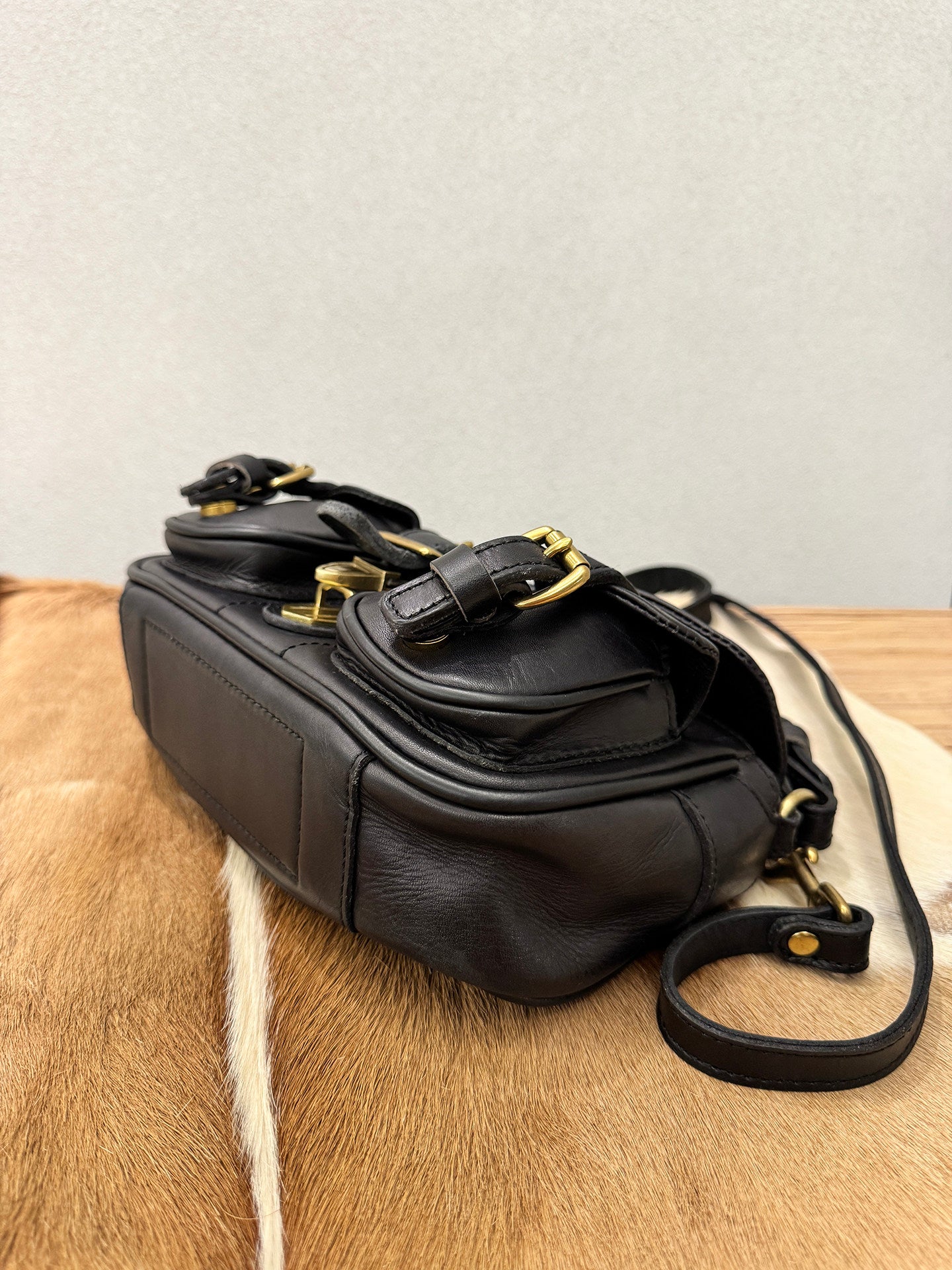 Vintage Distressed Leather Saddle Bag | Unisex Crossbody Shoulder Bag | Full Grain Cowhide Handbag