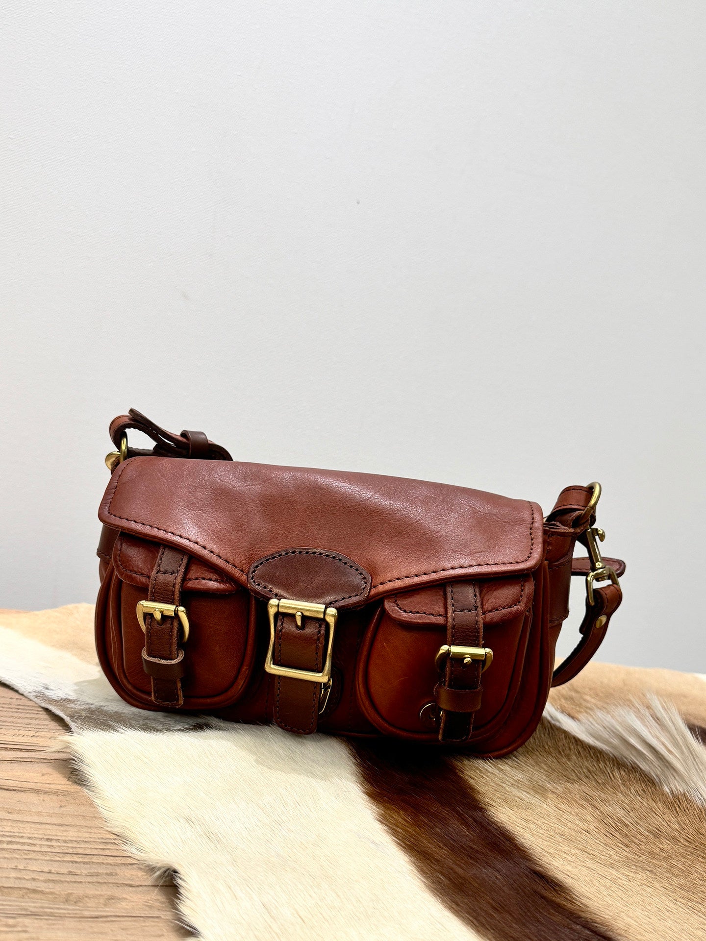 Vintage Distressed Leather Saddle Bag | Unisex Crossbody Shoulder Bag | Full Grain Cowhide Handbag