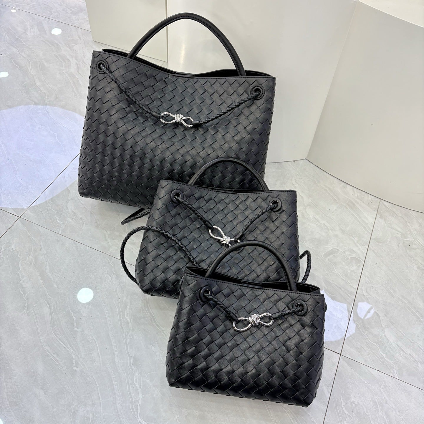 Cowhide Leather Knotted Intrecciato Shoulder Bag | Woven Handbag With Metal Buckle, Daily Fashion Designer Bag, Woven Shoulder Purse