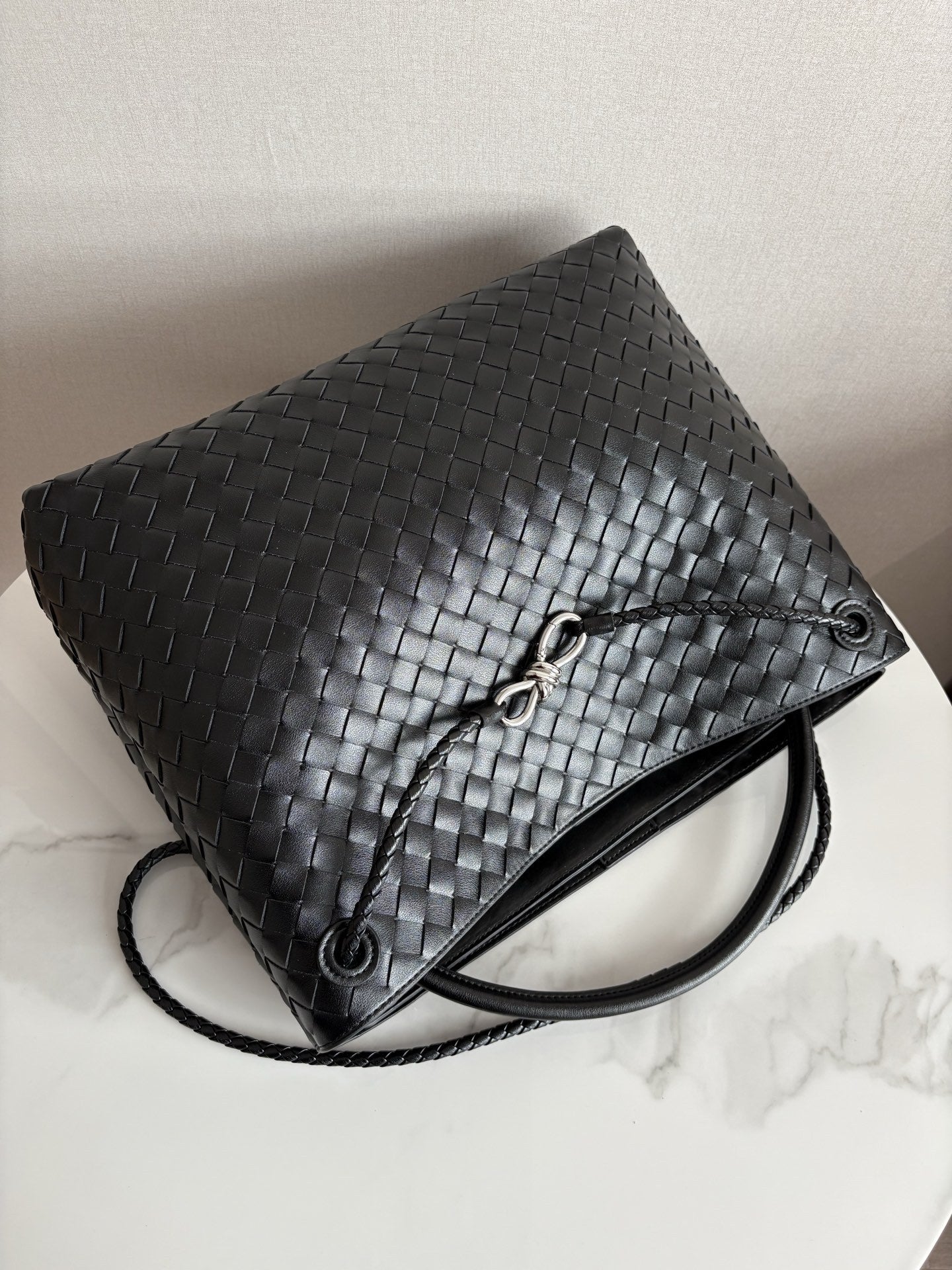 Cowhide Leather Knotted Intrecciato Shoulder Bag | Woven Handbag With Metal Buckle, Daily Fashion Designer Bag, Woven Shoulder Purse