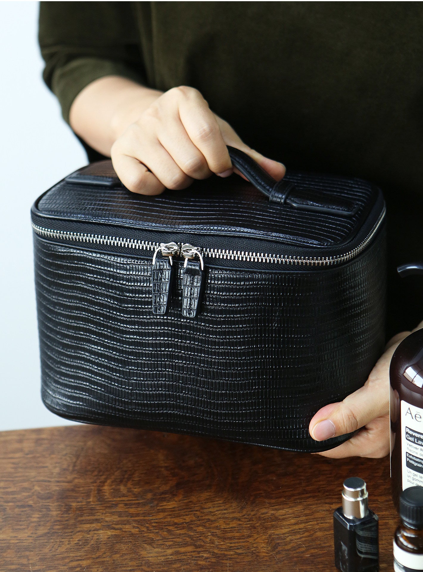 Luxury Genuine Cowhide Leather Makeup Case — Lizard Embossed Train Case with Organiser Lid & Matching Mirror | Travel Cosmetic Bag for Women