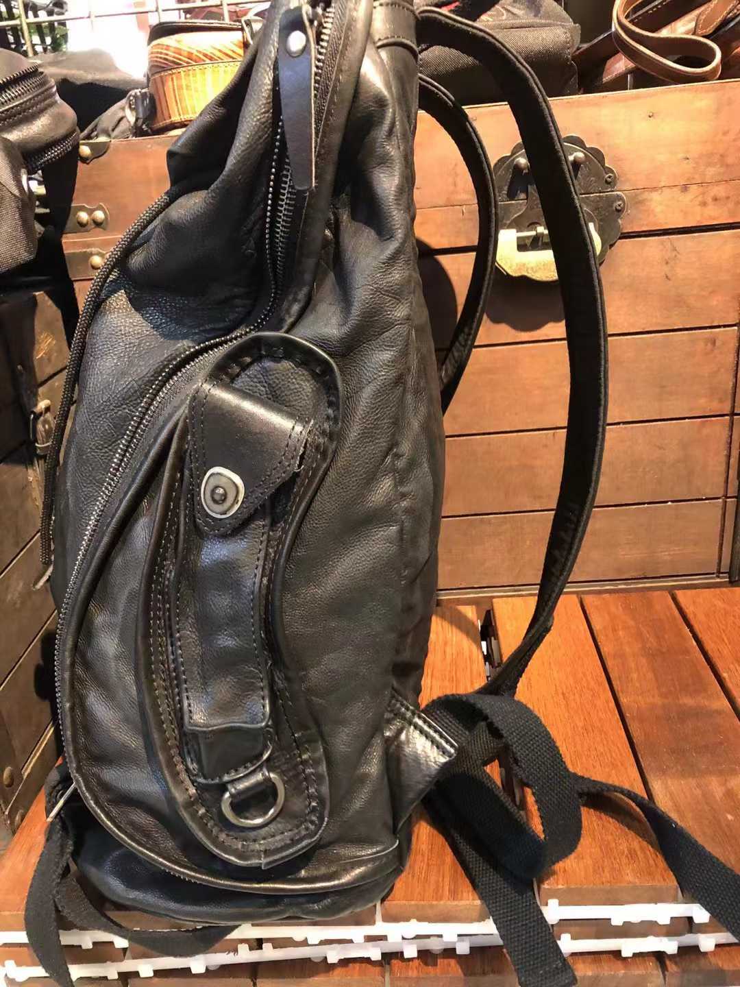 Distressed Vintage Leather Backpack | Unisex Full Grain Cowhide Rucksack | Multi-Zip Bag for Men and Women