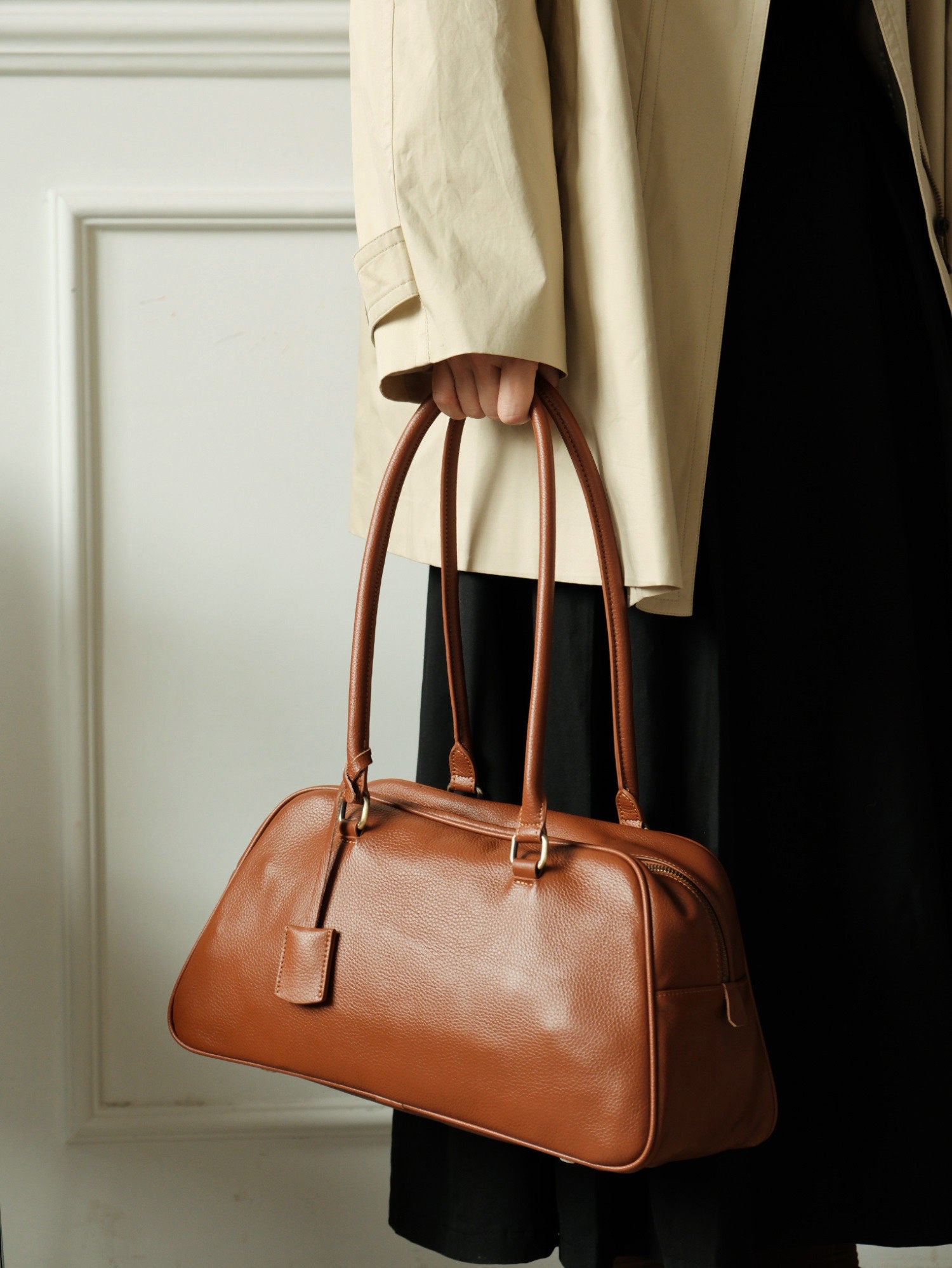 Full Grain Leather Bowling Bag – Handcrafted Structured Boston Shoulder Bag | Cowhide Top Handle Handbag