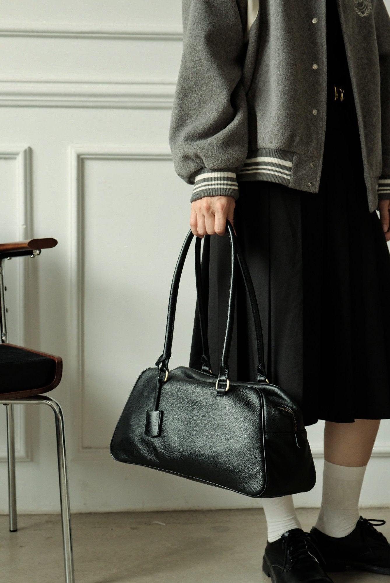 Full Grain Leather Bowling Bag – Handcrafted Structured Boston Shoulder Bag | Cowhide Top Handle Handbag