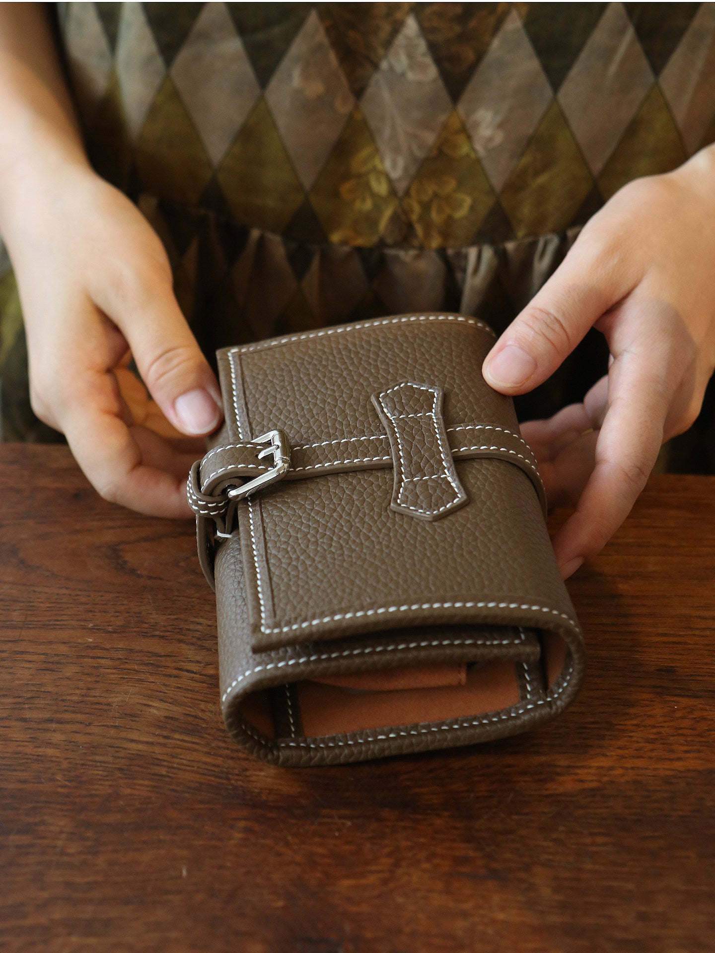 Handcrafted Full Grain Leather Jewellery Travel Organizer, Luxury Cowhide Jewellery Roll with Ring & Earring Holder, Portable Storage Case