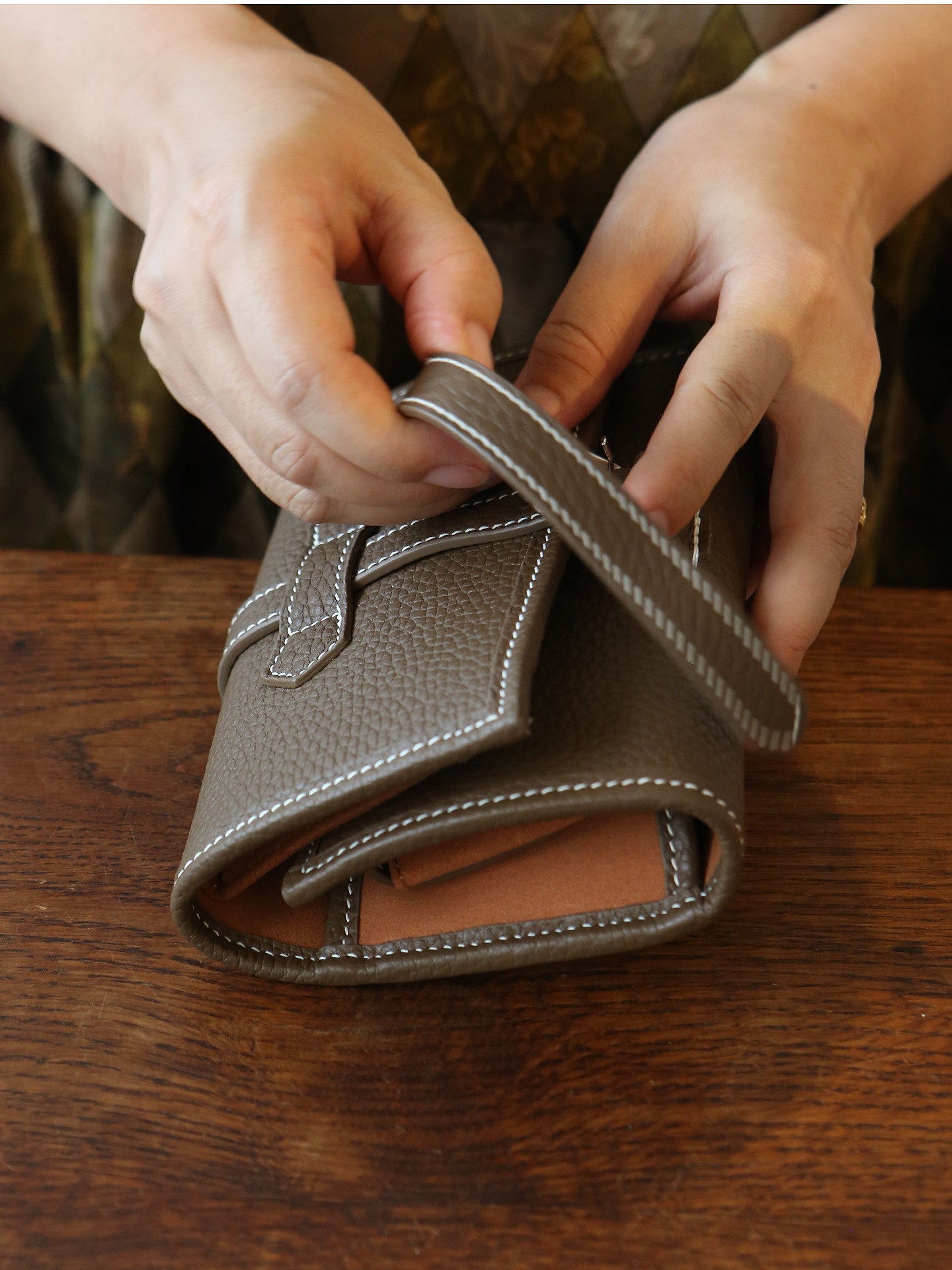 Handcrafted Full Grain Leather Jewellery Travel Organizer, Luxury Cowhide Jewellery Roll with Ring & Earring Holder, Portable Storage Case