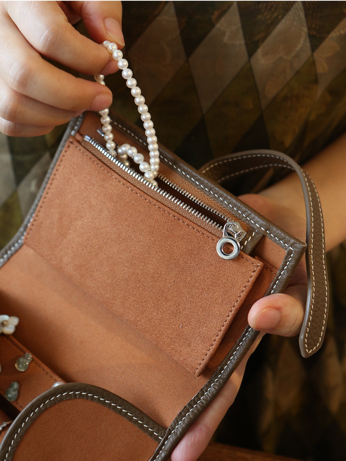 Handcrafted Full Grain Leather Jewellery Travel Organizer, Luxury Cowhide Jewellery Roll with Ring & Earring Holder, Portable Storage Case