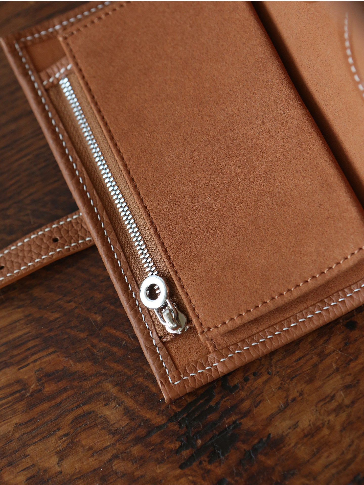 Handcrafted Full Grain Leather Jewellery Travel Organizer, Luxury Cowhide Jewellery Roll with Ring & Earring Holder, Portable Storage Case