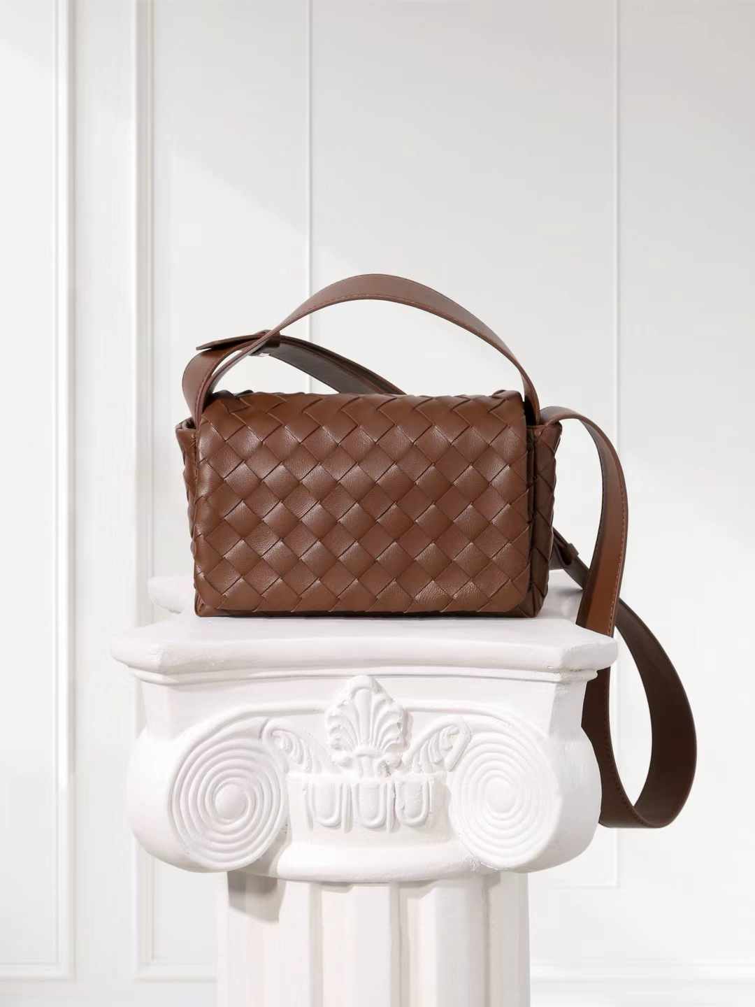 Handcrafted Intrecciato Mini Bag with Flap, Designer Weaven Calfskin Leather Crossbody & Top Handle Box Bag