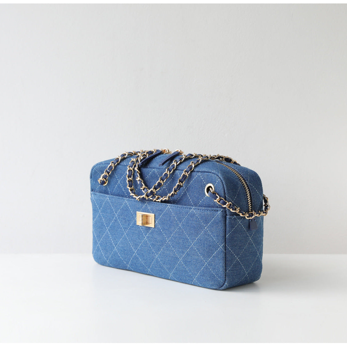 Handcrafted Quilted Suede Cowhide Camera Bag | Women's Chain Shoulder Bag with Turn-Lock Clasp