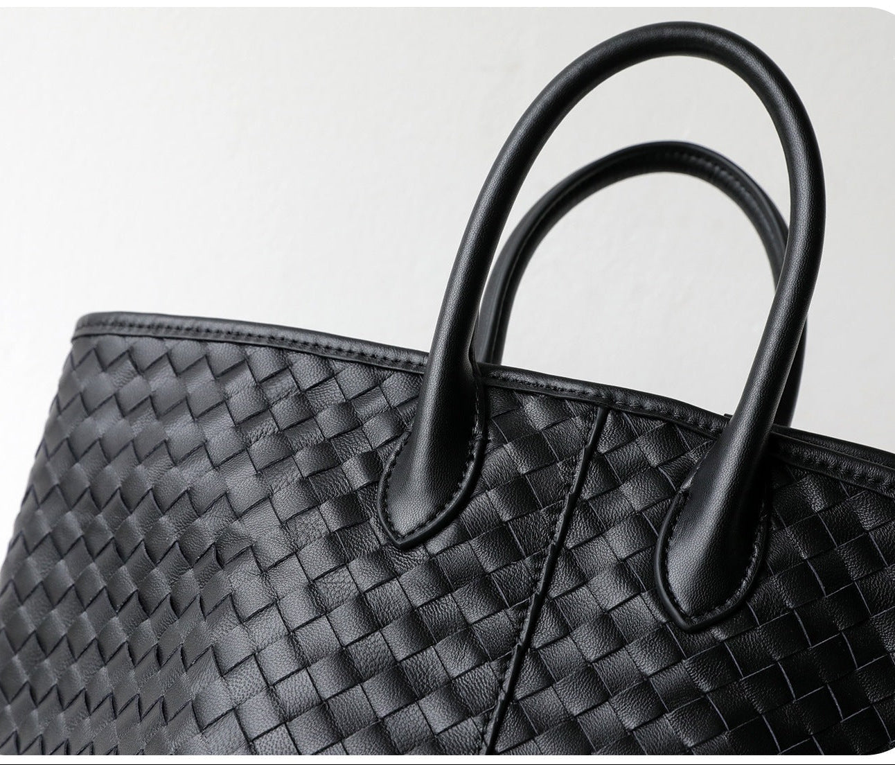 Handcrafted Top-Grain Sheepskin Woven Tote Bag | Women's Luxury Soft Lambskin Leather Bucket Shoulder Bag