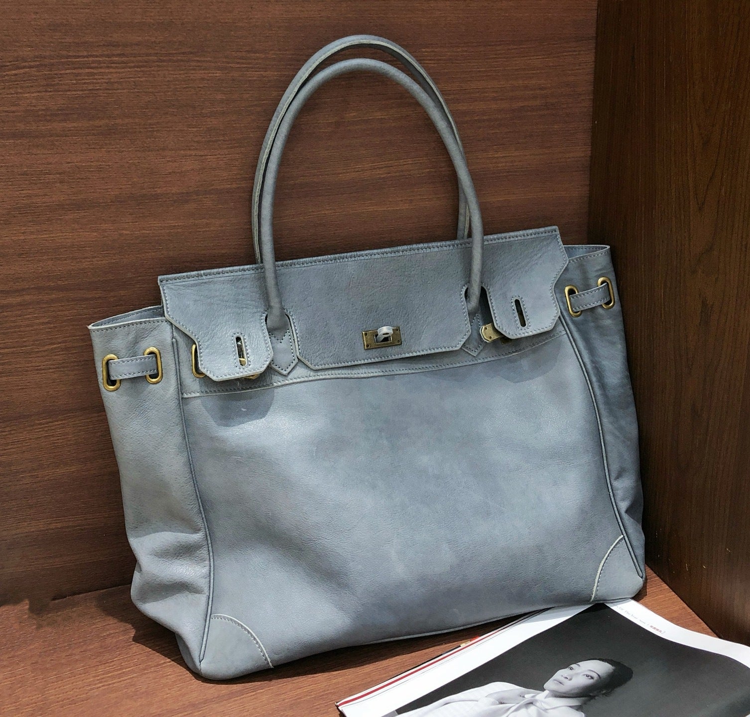 Handcrafted Water-Dyed Cowhide Leather Structured Tote Bag | Women's Vintage Old-Money Style Large Shoulder Bag