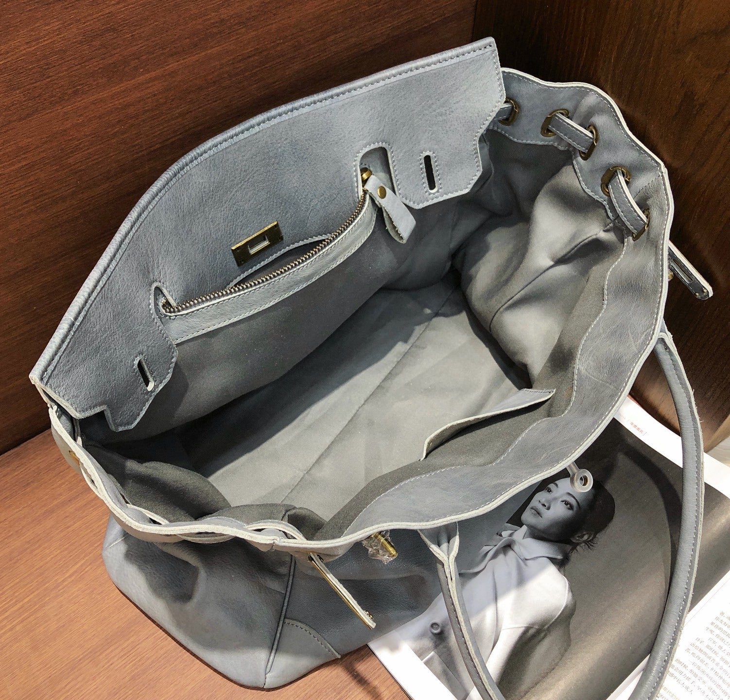 Handcrafted Water-Dyed Cowhide Leather Structured Tote Bag | Women's Vintage Old-Money Style Large Shoulder Bag