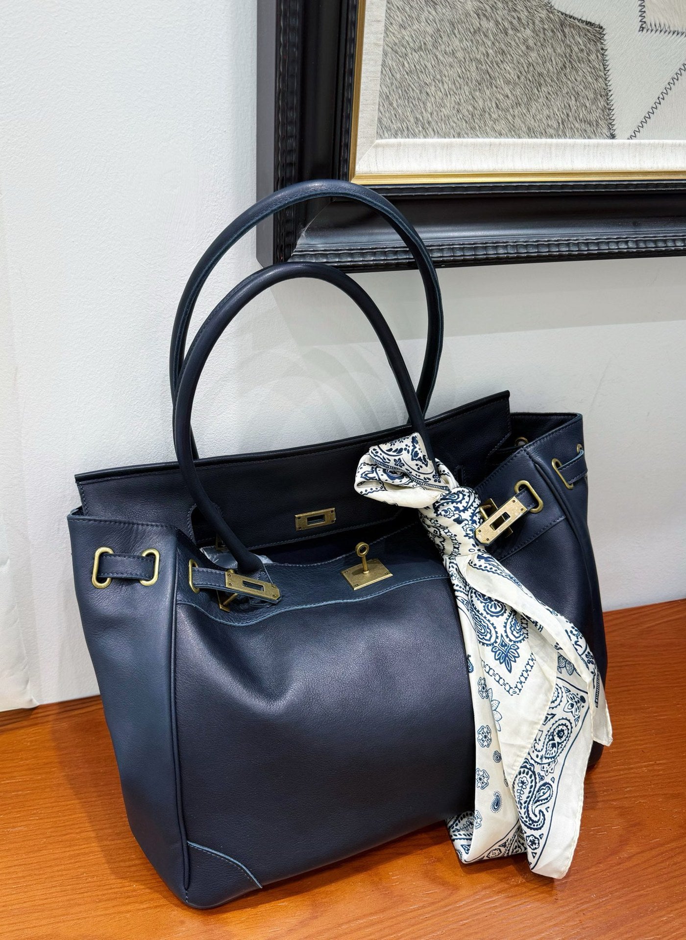 Handcrafted Water-Dyed Cowhide Leather Structured Tote Bag | Women's Vintage Old-Money Style Large Shoulder Bag