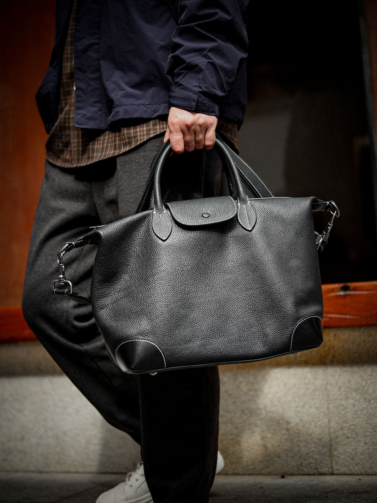 Handmade Black Leather Duffle Bag, Men’s Travel Weekender, Genuine TC Cowhide Business Overnight Bag with Shoulder Strap